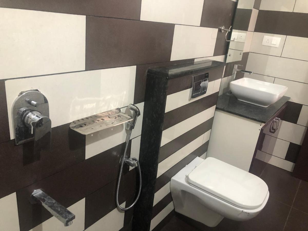 Raveendra Inn Калпетта Экстерьер фото